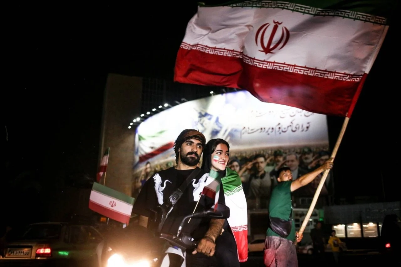 Financial Times: How Israel made a mistake that united the Iranians against it?