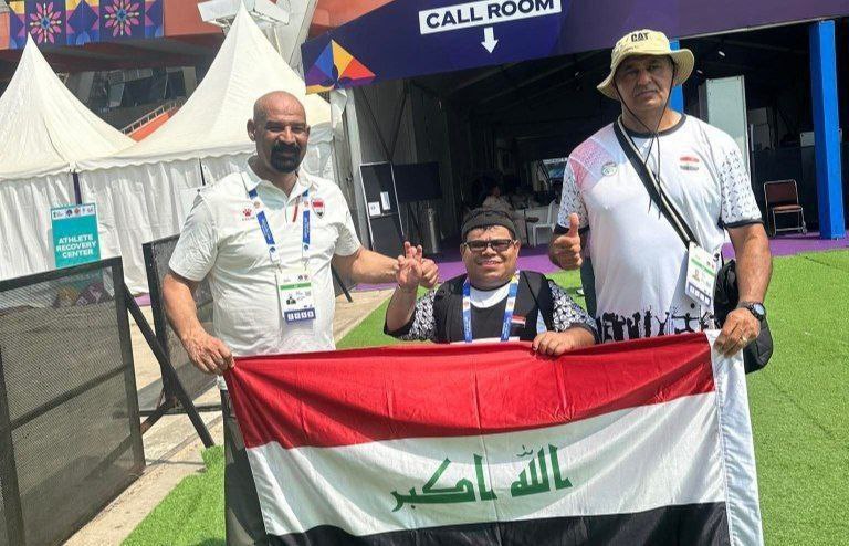 العراقي جراح نصار يحرز برونزية دفع الثقل في بطولة العالم بنيودلهي